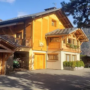 chambres-dhotes-les-hermines.hotels-rhonealpes.com/